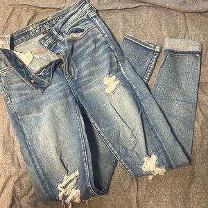 American Eagle Size 8 Long(highest rise jegging)